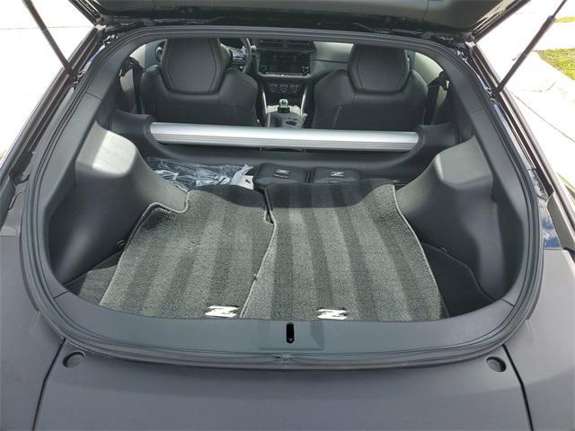 Photo of 2024 Black Diamond Pearl Nissan Z