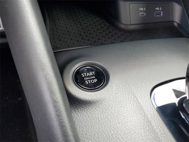 Photo of 2024 Black Diamond Pearl Nissan Z