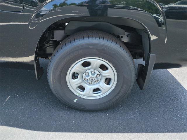 Photo of 2025 Super Black Nissan Frontier