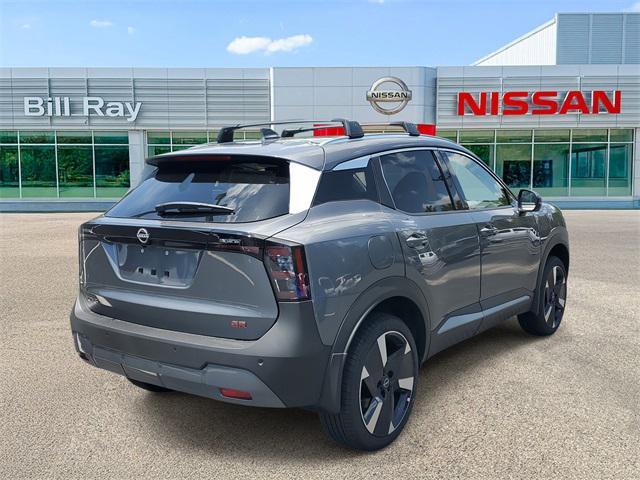Photo of 2025 Gun Metallic Nissan Kicks