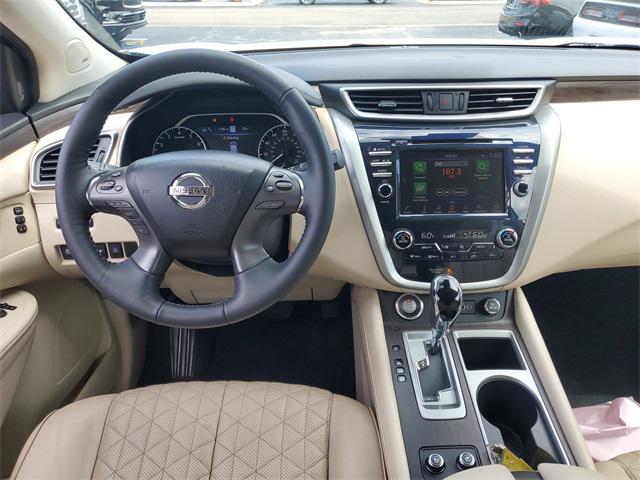 Photo of 2019 Pearl White Tricoat Nissan Murano
