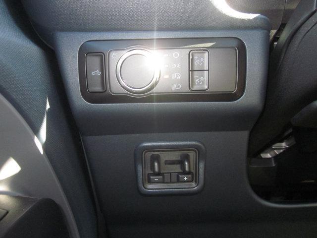 Photo of 2025 Oxford White Ford Maverick