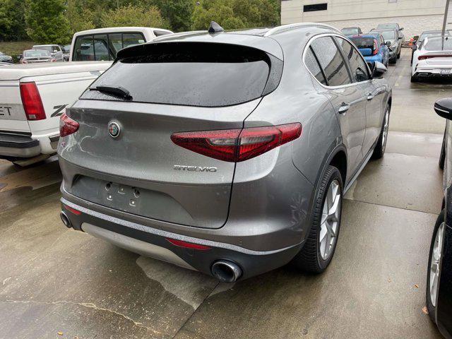 Photo of 2019 Stromboli Gray Metallic Alfa Romeo Stelvio