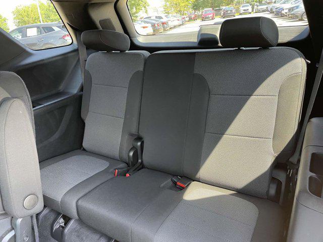 Photo of 2022 Northsky Blue Metallic Chevrolet Traverse