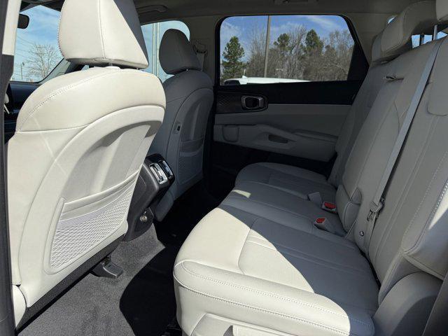 Photo of 2025 Midnight Lake Blue Kia Sorento