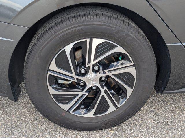 Photo of 2022 Portofino Gray Hyundai SONATA Hybrid
