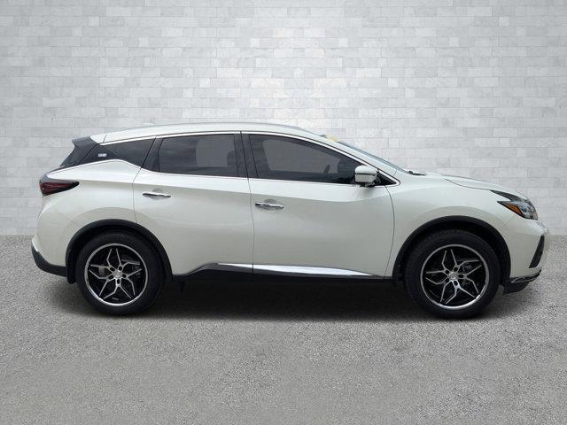 Photo of 2020 White Nissan Murano