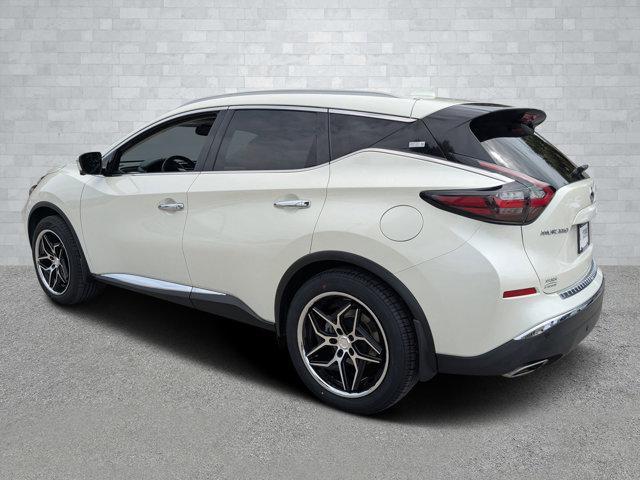 Photo of 2020 White Nissan Murano