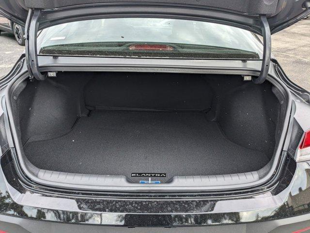 Photo of 2025 Black Hyundai ELANTRA