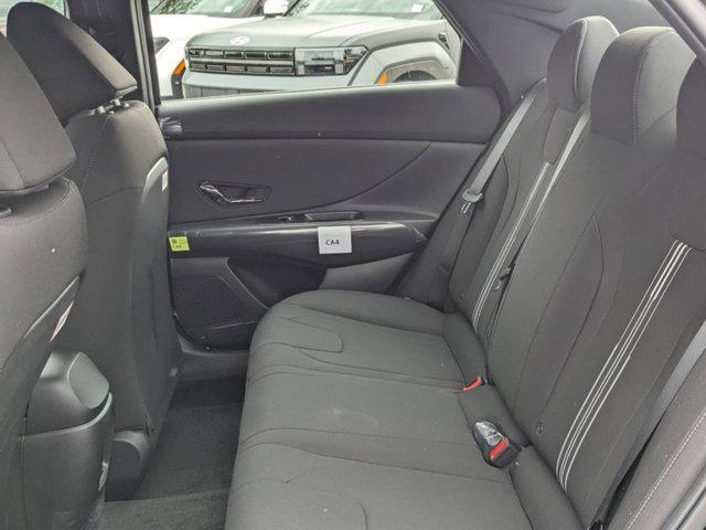 Photo of 2025 Black Hyundai ELANTRA