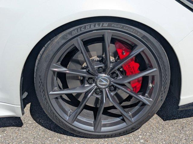 Photo of 2024 Platinum White Pearl Acura Integra