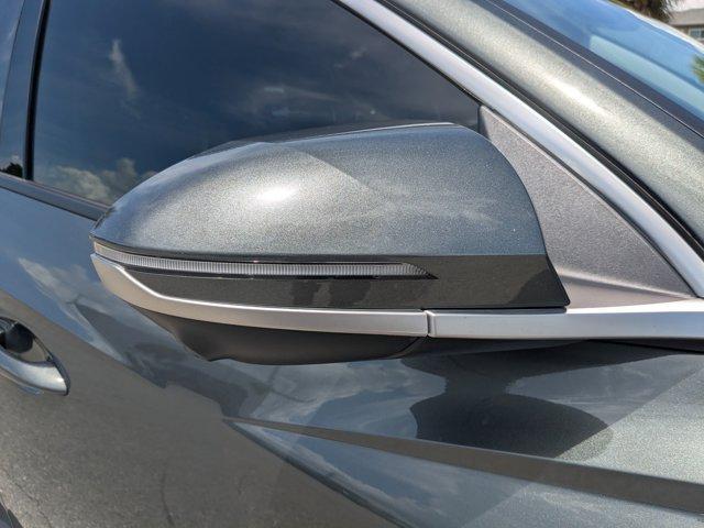 Photo of 2024 Amazon Gray Hyundai TUCSON Hybrid