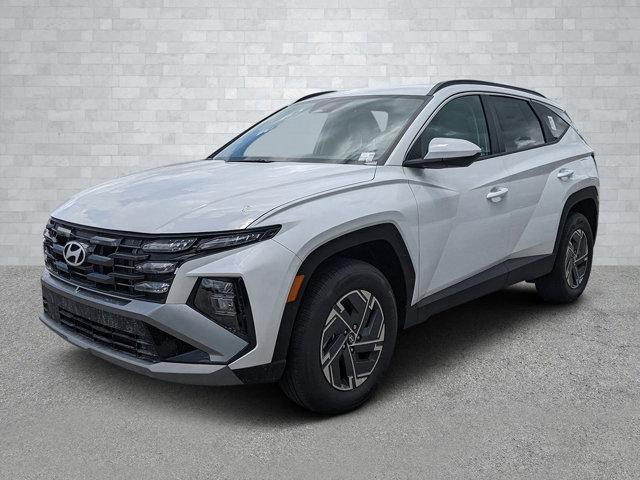 Photo of 2025 Pearl Hyundai TUCSON Hybrid