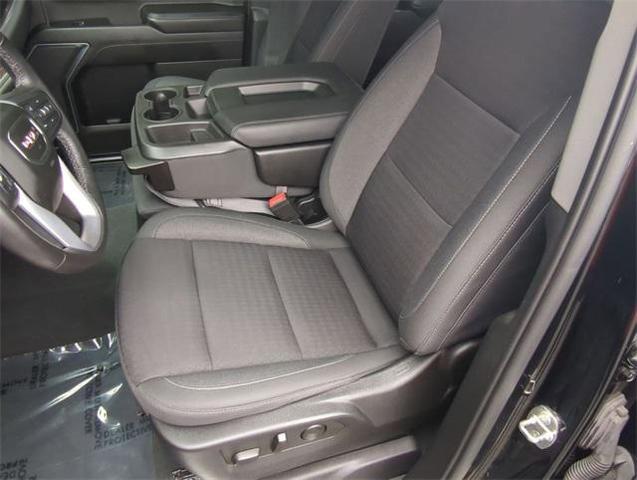 Photo of 2022 Onyx Black GMC Sierra 1500