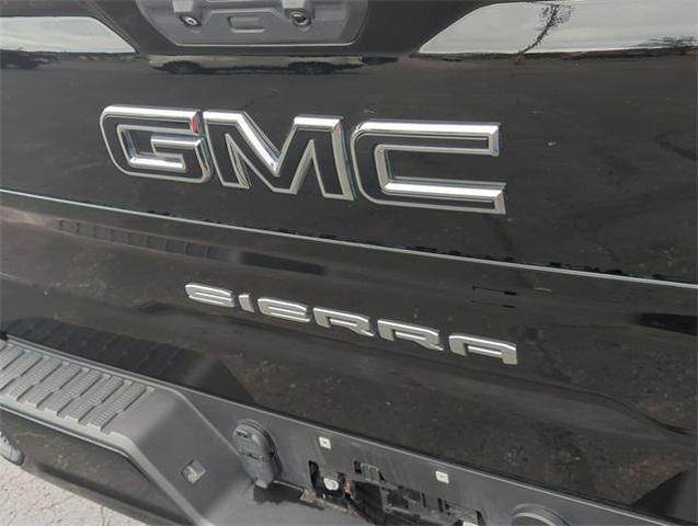 Photo of 2022 Onyx Black GMC Sierra 1500