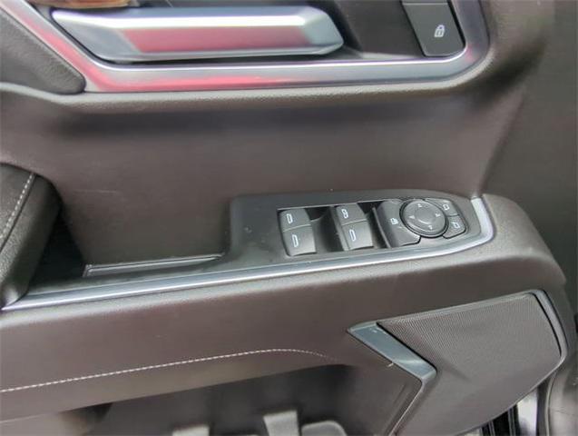 Photo of 2022 Onyx Black GMC Sierra 1500