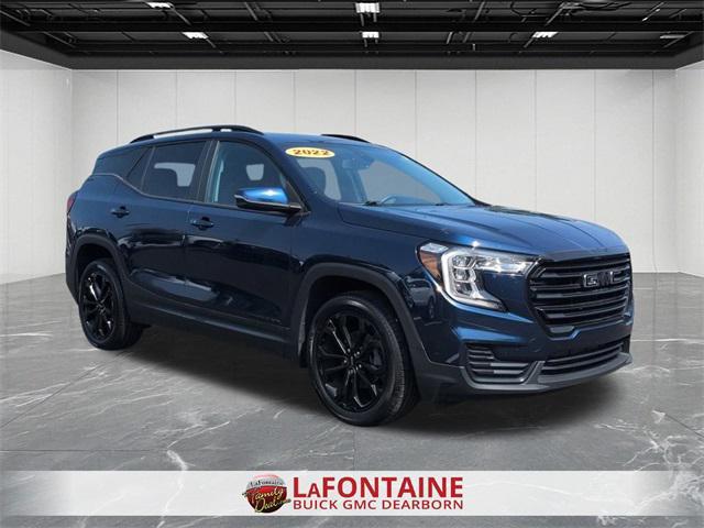 Photo of 2022 Marine Metallic GMC Terrain