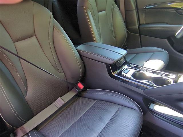 Photo of 2023 Summit White Buick Envision