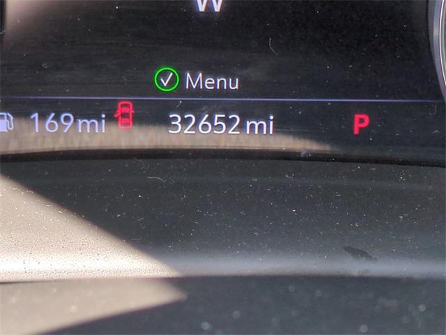 Photo of 2023 Summit White Buick Envision
