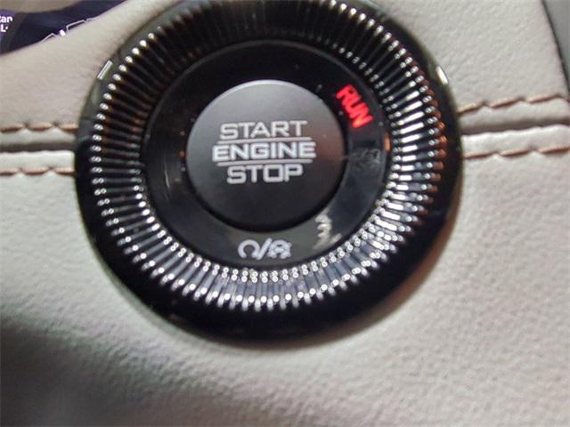 Photo of 2022 Velvet Red Pearlcoat Jeep Compass