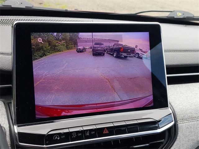 Photo of 2022 Velvet Red Pearlcoat Jeep Compass
