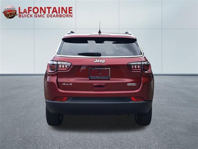 Photo of 2022 Velvet Red Pearlcoat Jeep Compass