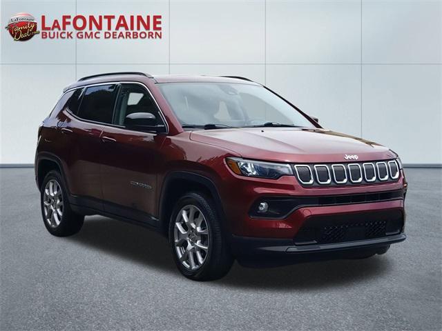 Photo of 2022 Velvet Red Pearlcoat Jeep Compass