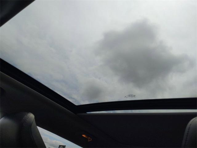 Photo of 2022 Velvet Red Pearlcoat Jeep Compass