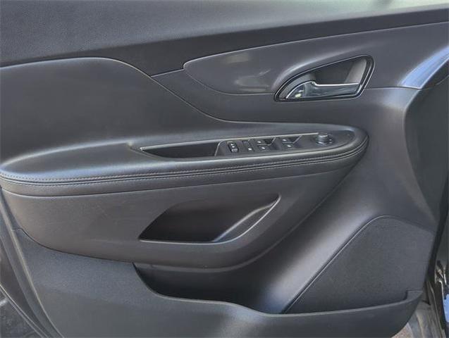 Photo of 2022 Ebony Twilight Metallic Buick Encore