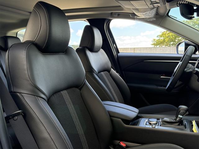 Photo of 2025 Polymetal Gray Metallic Mazda CX-50