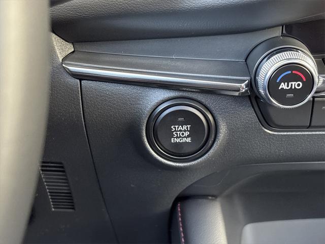 Photo of 2025 Polymetal Gray Metallic Mazda Mazda3