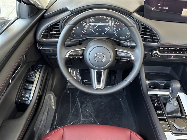 Photo of 2025 Polymetal Gray Metallic Mazda Mazda3