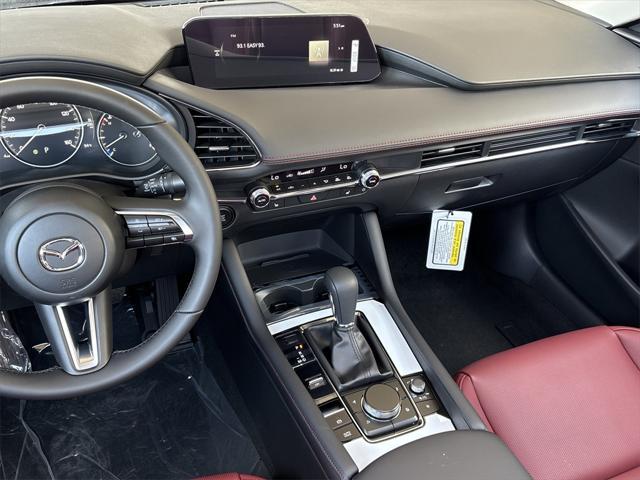 Photo of 2025 Polymetal Gray Metallic Mazda Mazda3