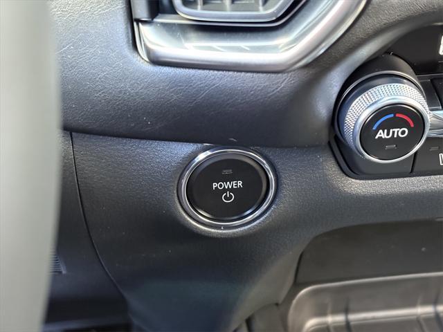 Photo of 2025 wind chill pearl Mazda CX-50 Hybrid