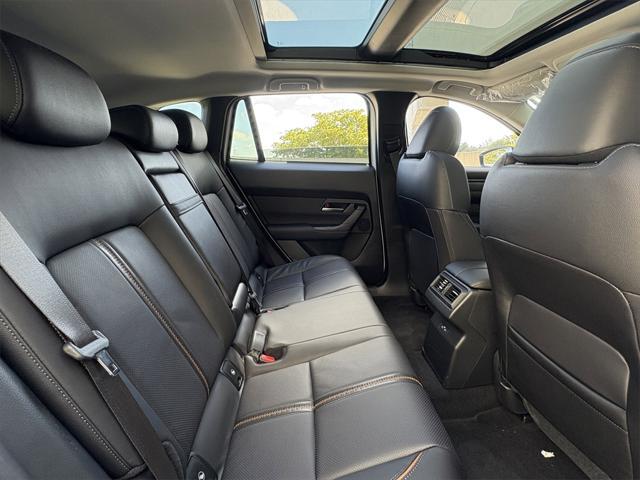 Photo of 2025 wind chill pearl Mazda CX-50 Hybrid