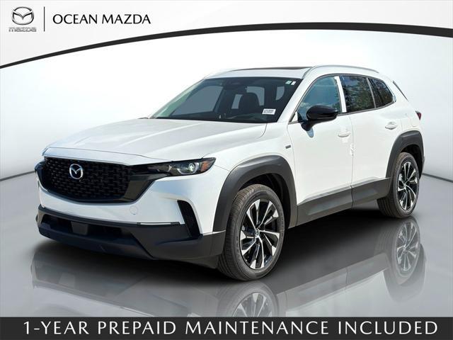 Photo of 2025 wind chill pearl Mazda CX-50 Hybrid