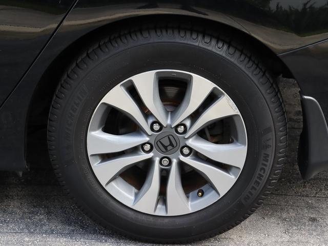 Photo of 2013 Crystal Black Pearl Honda Accord