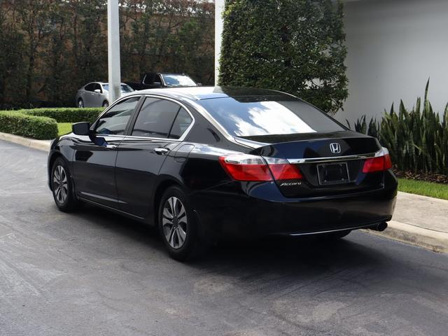 Photo of 2013 Crystal Black Pearl Honda Accord
