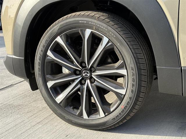 Photo of 2025 Zircon Sand Metallic Mazda CX-50