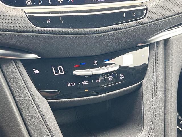 Photo of 2025 Black Cadillac XT6