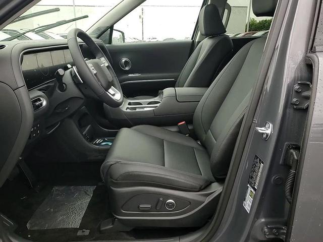 Photo of 2026 Gray Pearl Hyundai PALISADE