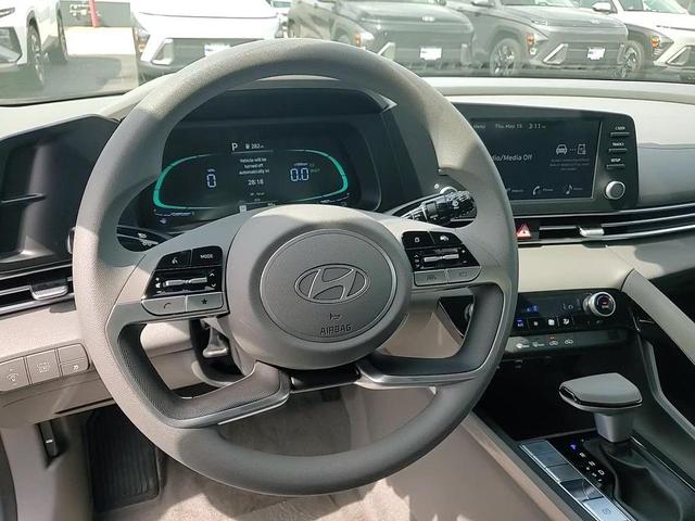 Photo of 2025 Black Hyundai ELANTRA HEV