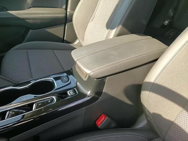 Photo of 2023 Summit White Buick Envision