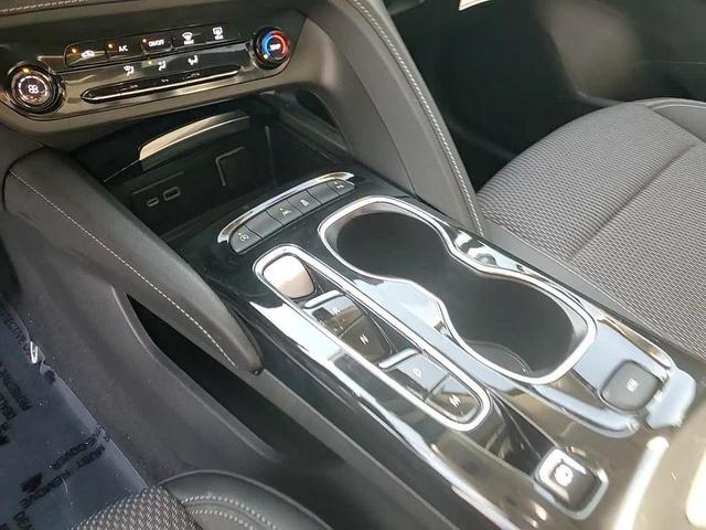 Photo of 2023 Summit White Buick Envision