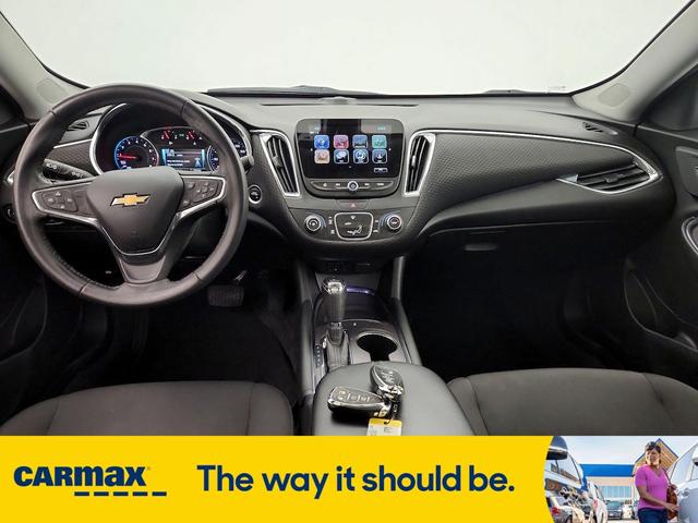 Photo of 2018 Silver Chevrolet Malibu
