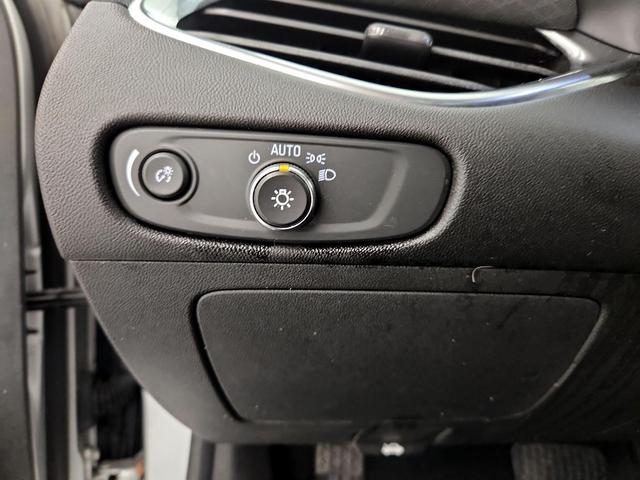 Photo of 2018 Silver Chevrolet Malibu