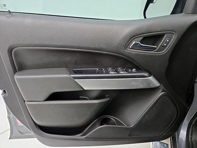 Photo of 2022 Gray Chevrolet Colorado