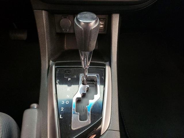 Photo of 2015 Gray Toyota Corolla