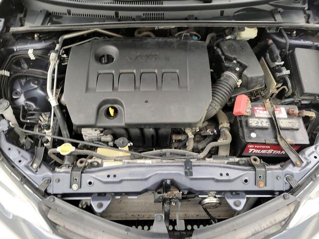 Photo of 2015 Gray Toyota Corolla