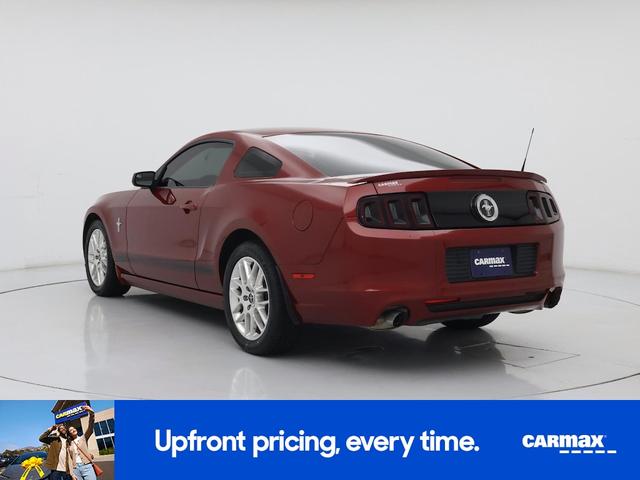 Photo of 2014 Red Ford Mustang